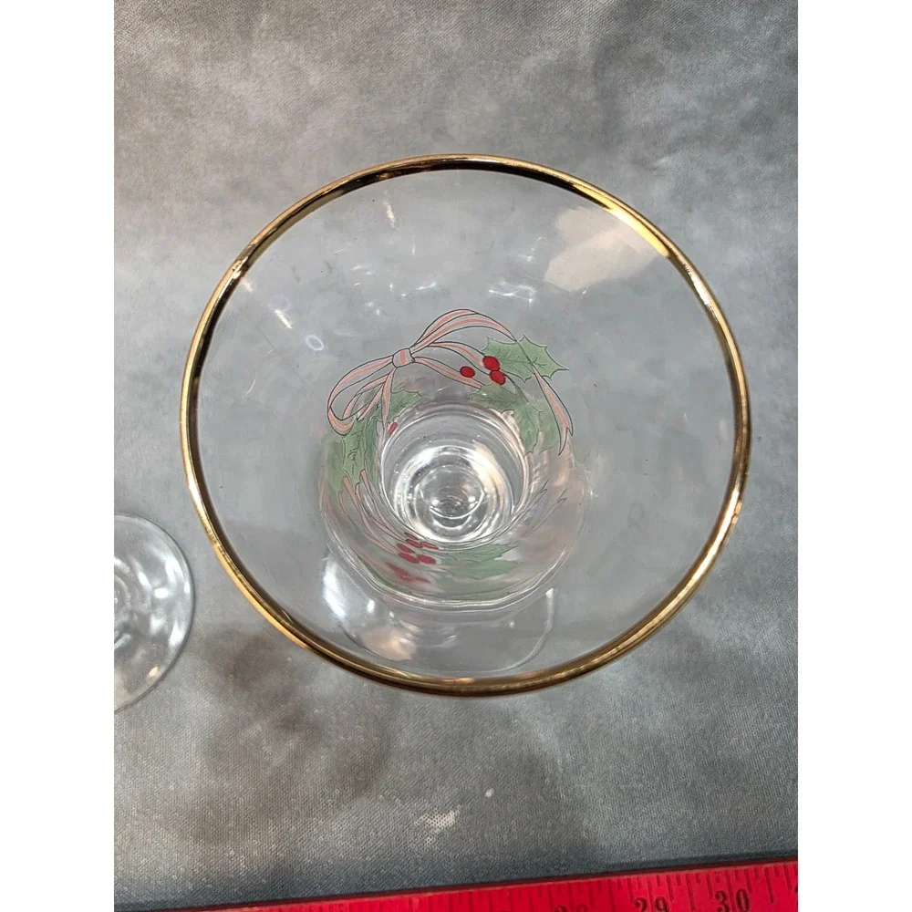 Vintage Christmas Holly Berry Glass Taper Candle Holders Gold Rim Set of 2